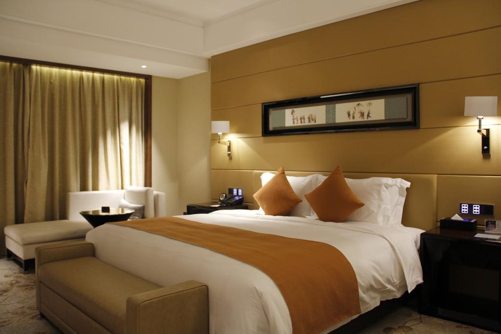 Swissotel Гуанчжоу Екстер'єр фото