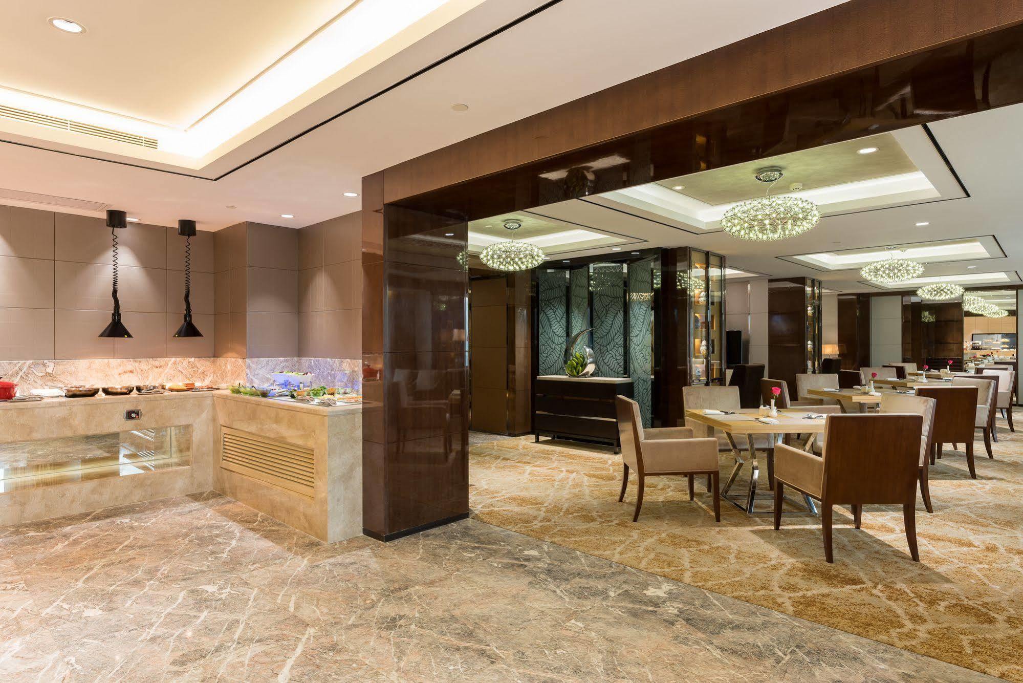 Swissotel Гуанчжоу Екстер'єр фото